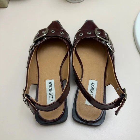 Steve Madden Gutzy Burgundy Patent Pointed Toe Slingback ballet flats - Picture 2 of 5